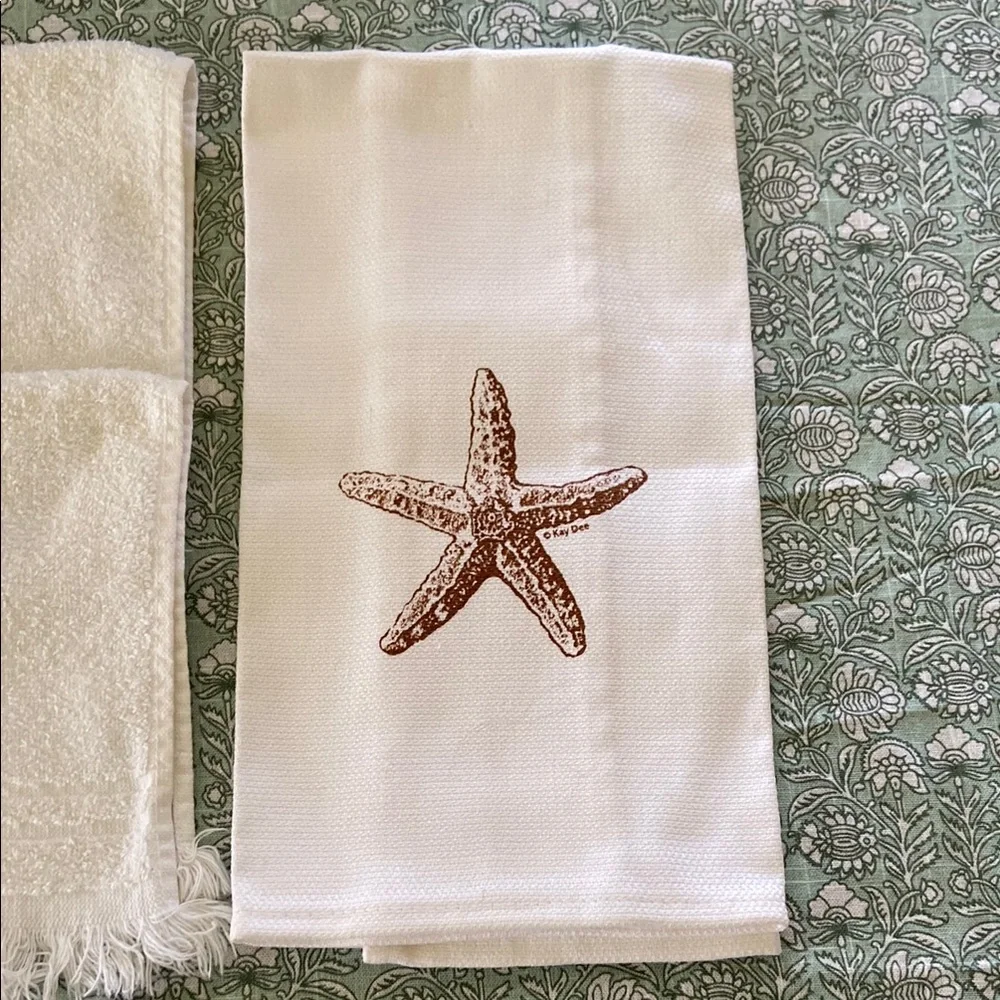 Coastal Shell/Starfish Hand Towels and Kitchen Decor.